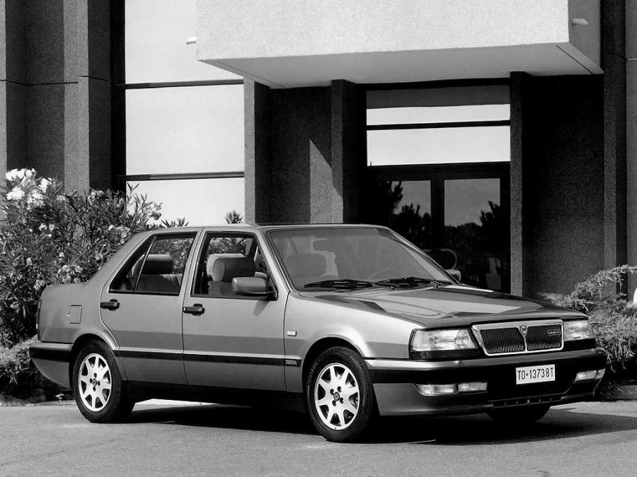 Lancia Thema Turbo 16V 1992 года  (фото 9 из 9)